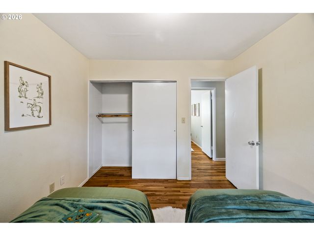 8719 N WILBUR Ave, Portland, OR 97217