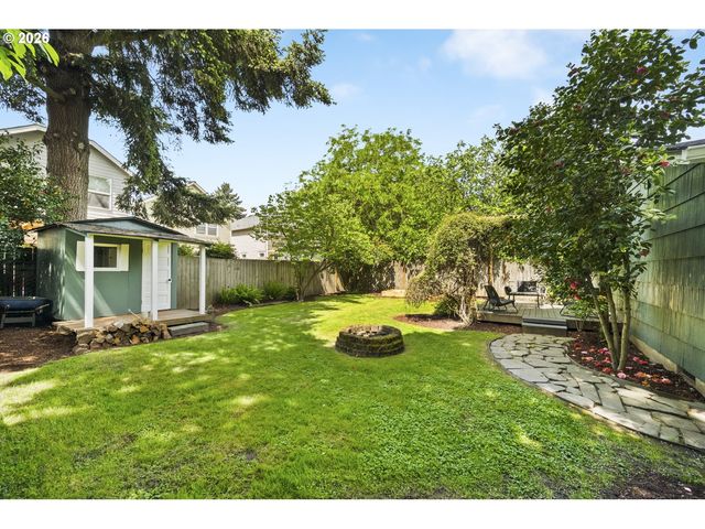 8719 N WILBUR Ave, Portland, OR 97217
