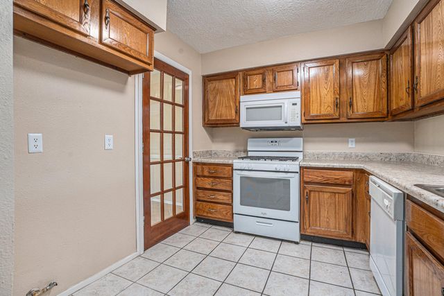 454 Buoy Road, Houston, TX 77598