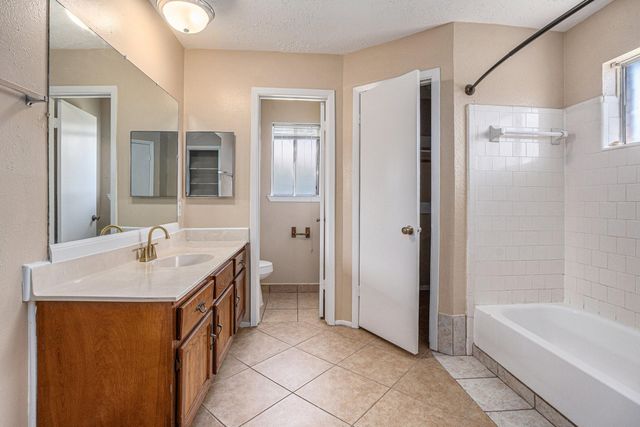 454 Buoy Road, Houston, TX 77598