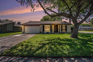 454 Buoy Road, Houston, TX 77598
