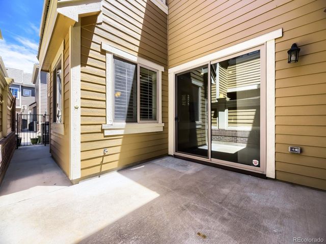 9241 Grafton Dr, Lone Tree, CO 80124