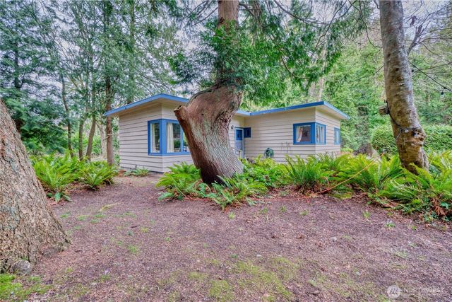 2224 Ross Road, Point Roberts, WA 98281