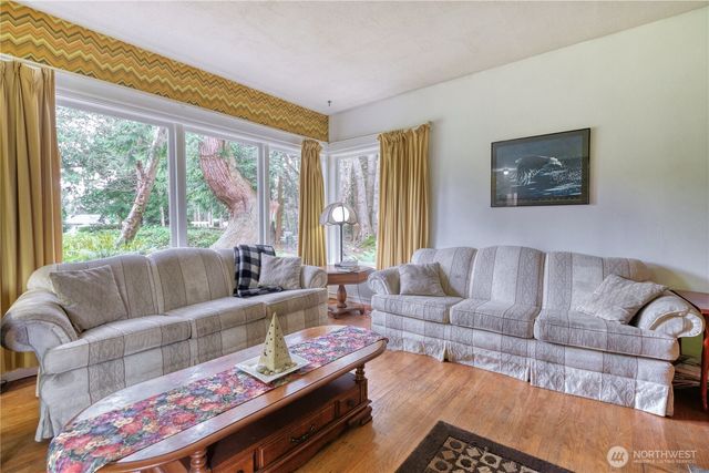 2224 Ross Road, Point Roberts, WA 98281