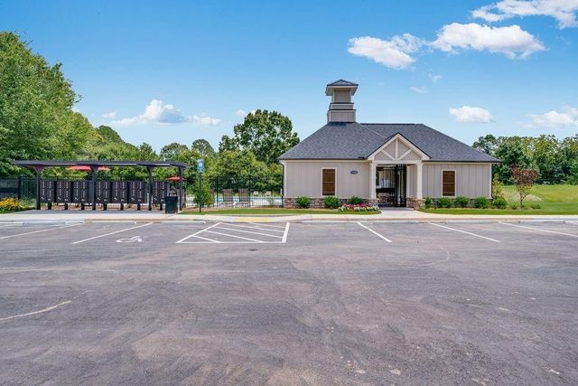 1704 Fawlocke Run, Loganville, GA 30052