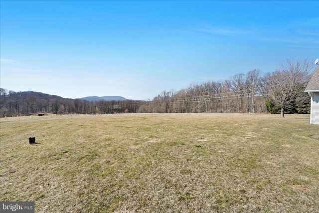 147 SCOUT RD, Kempton, PA 19529