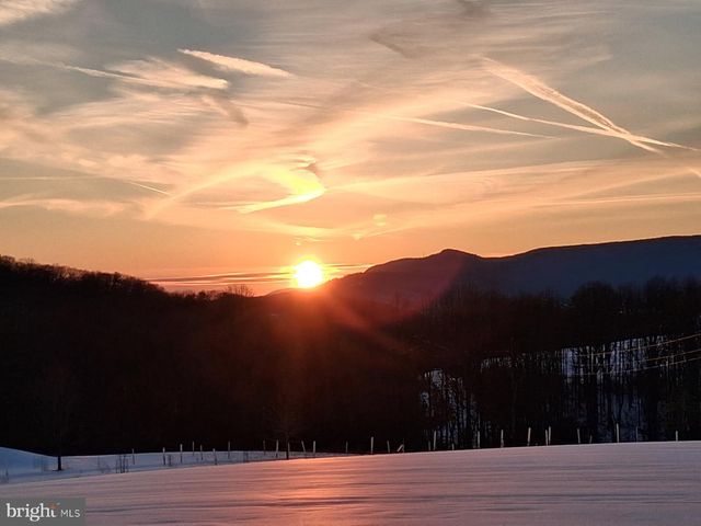 147 SCOUT RD, Kempton, PA 19529