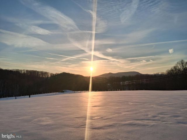 147 SCOUT RD, Kempton, PA 19529