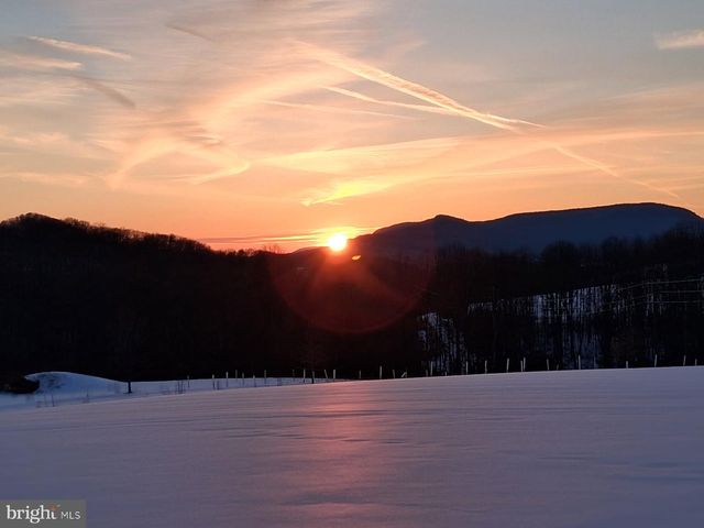 147 SCOUT RD, Kempton, PA 19529