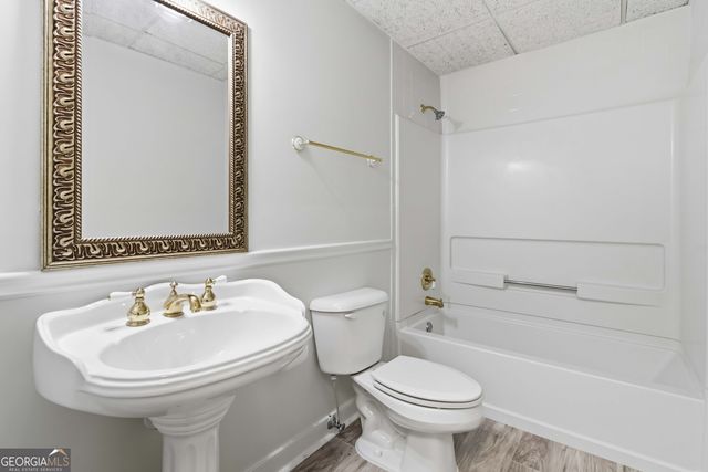 275 Sageglen Road, Lawrenceville, GA 30044