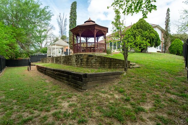 2106 Indian Trail, Rowlett, TX 75088