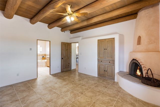 82 Cielo De Oro, Santa Fe, NM 87508