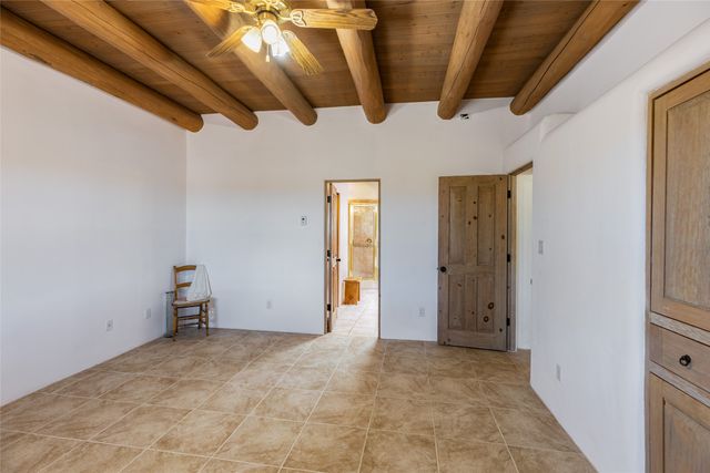 82 Cielo De Oro, Santa Fe, NM 87508