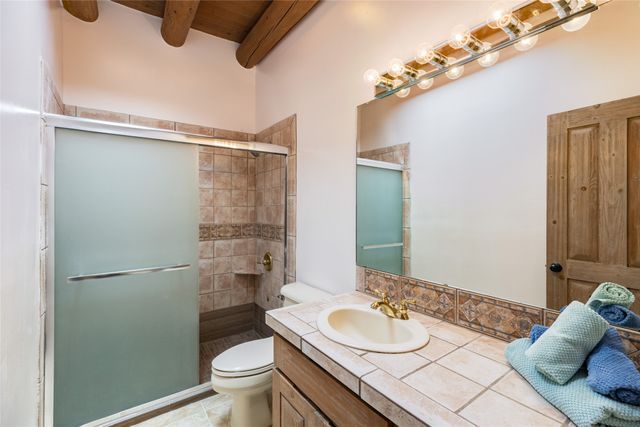 82 Cielo De Oro, Santa Fe, NM 87508