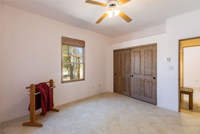82 Cielo De Oro, Santa Fe, NM 87508