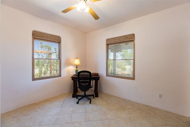 82 Cielo De Oro, Santa Fe, NM 87508