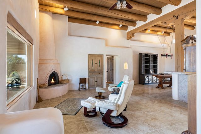 82 Cielo De Oro, Santa Fe, NM 87508
