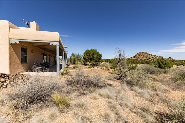 82 Cielo De Oro, Santa Fe, NM 87508