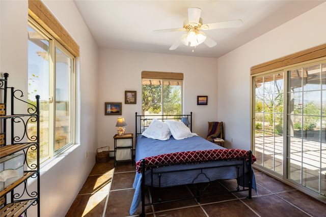 82 Cielo De Oro, Santa Fe, NM 87508
