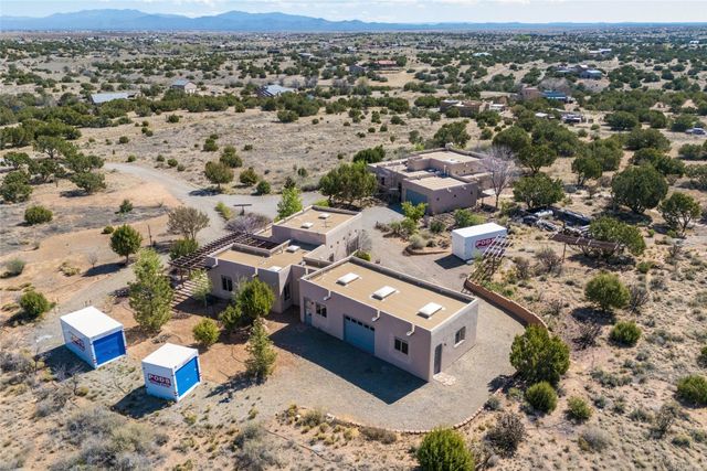 82 Cielo De Oro, Santa Fe, NM 87508