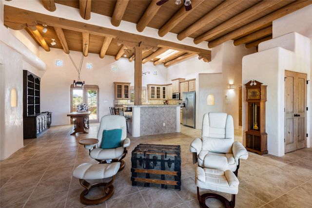 82 Cielo De Oro, Santa Fe, NM 87508
