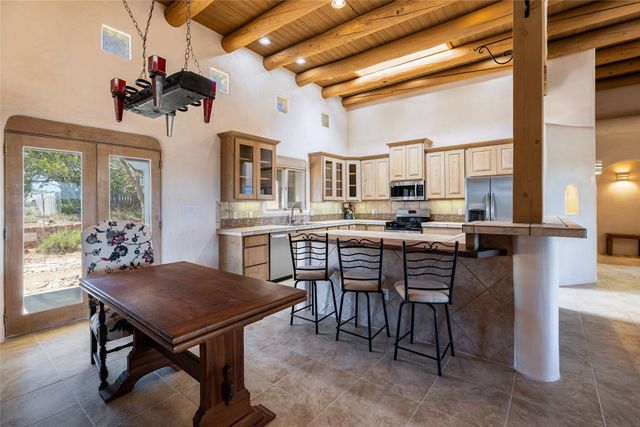 82 Cielo De Oro, Santa Fe, NM 87508