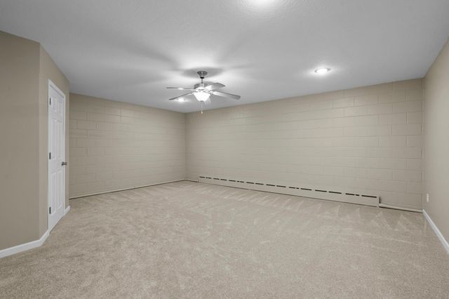 687 4th Avenue NW, New Brighton, MN 55112