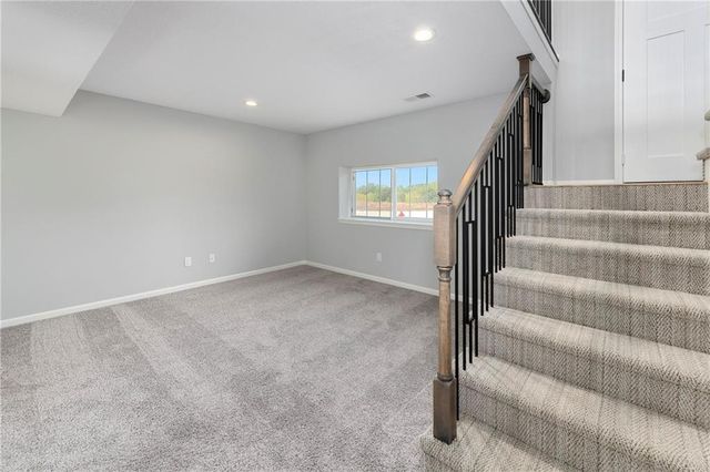 1909 Hawk View, Harrisonville, MO 64701