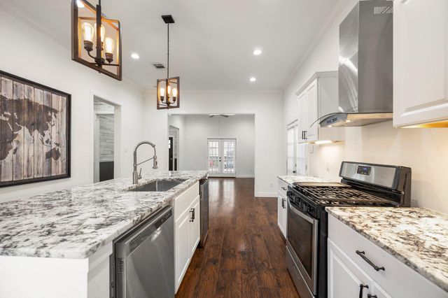 1517 Colorado Street, Houston, TX 77007