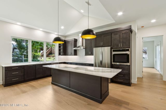 2674 ROBERT OLIVER Avenue, Fernandina Beach, FL 32034