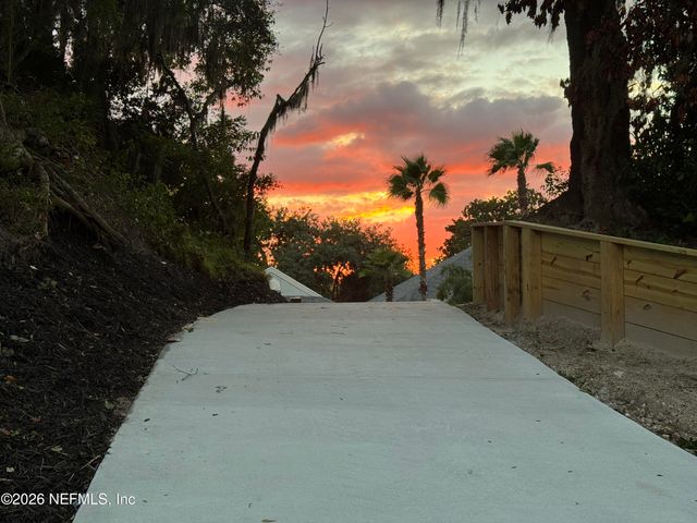 2674 ROBERT OLIVER Avenue, Fernandina Beach, FL 32034