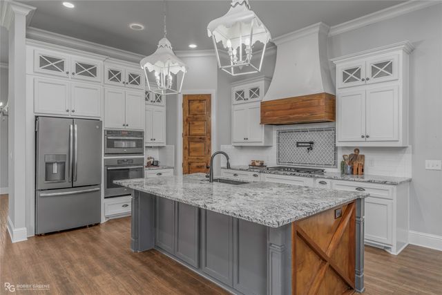 624 Silkwood Drive, Benton, LA 71006