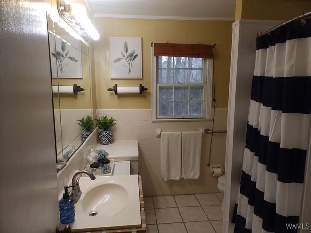 2332 Woodland Terrace, Tuscaloosa, AL 35404