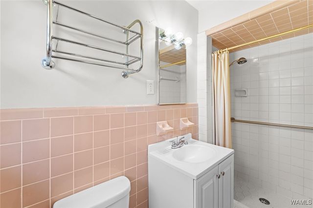 2332 Woodland Terrace, Tuscaloosa, AL 35404