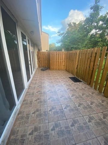 871 NW 81st Terrace 1, Fort Lauderdale, FL 33324