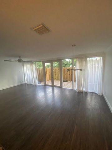 871 NW 81st Terrace 1, Fort Lauderdale, FL 33324