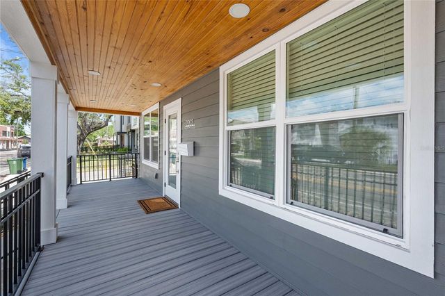 2203 N BOULEVARD, Tampa, FL 33602