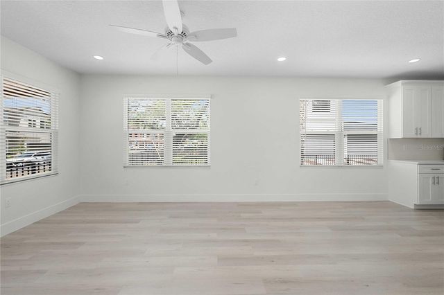 2203 N BOULEVARD, Tampa, FL 33602