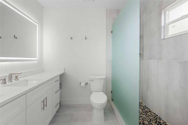 2203 N BOULEVARD, Tampa, FL 33602