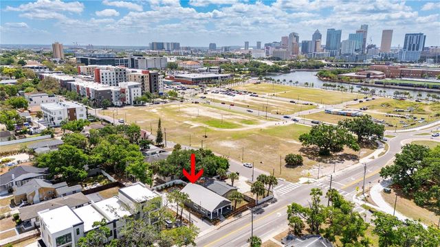 2203 N BOULEVARD, Tampa, FL 33602