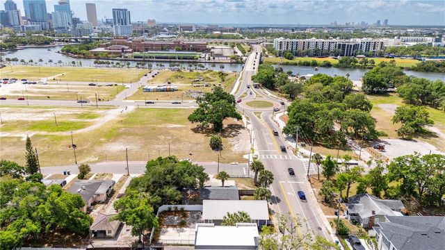 2203 N BOULEVARD, Tampa, FL 33602