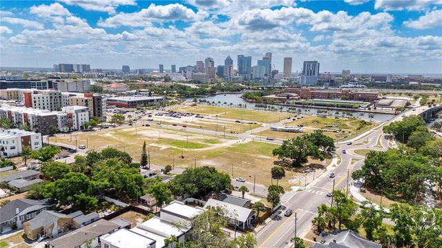 2203 N BOULEVARD, Tampa, FL 33602