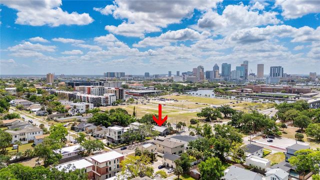 2203 N BOULEVARD, Tampa, FL 33602