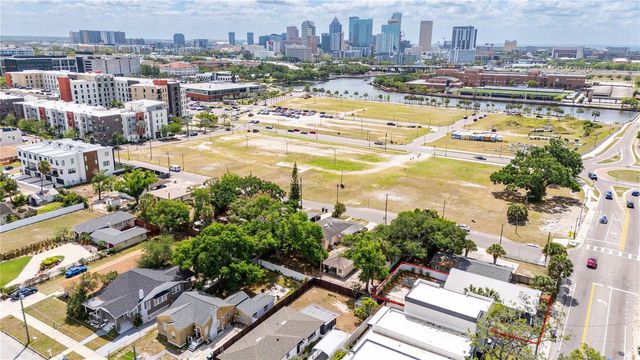 2203 N BOULEVARD, Tampa, FL 33602