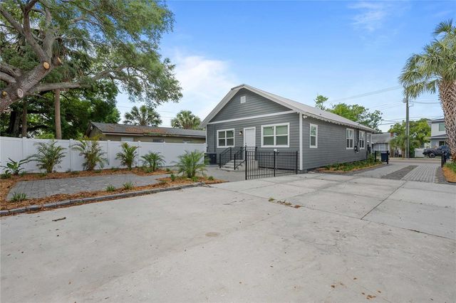 2203 N BOULEVARD, Tampa, FL 33602