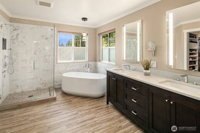 16568 NE 119th Way, Redmond, WA 98052
