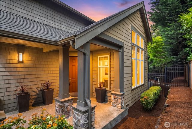 16568 NE 119th Way, Redmond, WA 98052