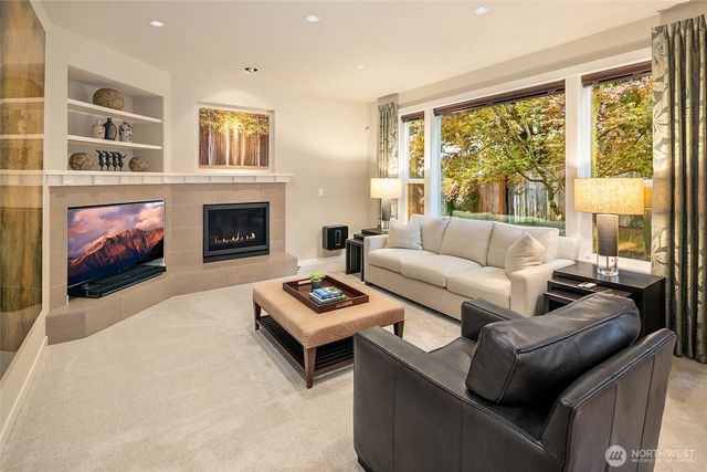 16568 NE 119th Way, Redmond, WA 98052