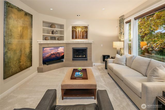 16568 NE 119th Way, Redmond, WA 98052