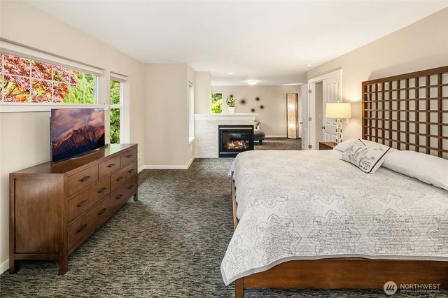 16568 NE 119th Way, Redmond, WA 98052